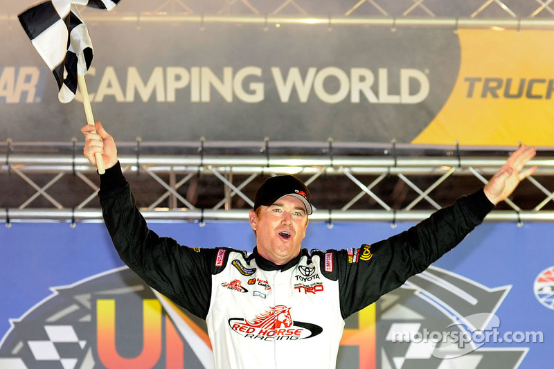 Timothy Peters dominates en route to Bristol win