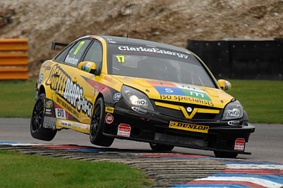 Newsham takes home win in race 3 at Knockhill