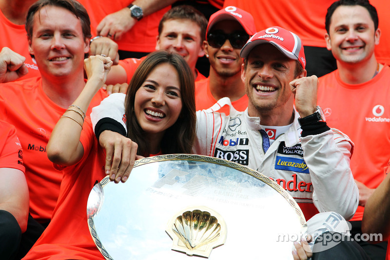 Button doesn't enjoy Monza podium