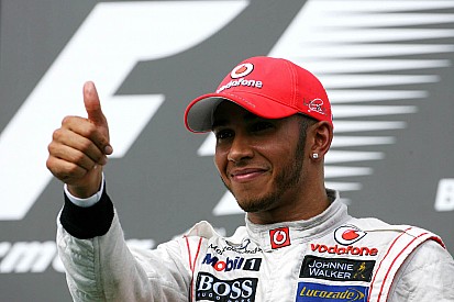 Hamilton says 'no idea' about Mercedes rumours