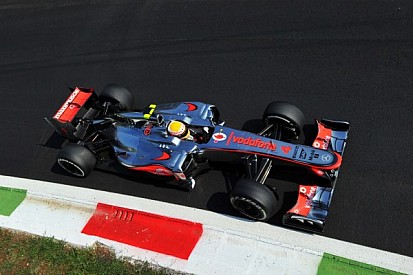Hamilton pips teammate Button in Italian GP Friday practice