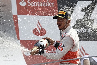 Hamilton replaces Schumacher at Mercedes in 2013