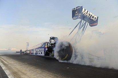 Brown set records at Gateway to take provisional Top Fuel pole