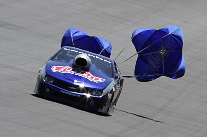 Line quickest in Pro Stock until rain halts Reading until final eliminations