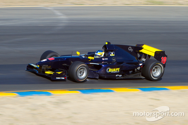 Quaife-Hobbs to test GP2 in Barcelona and Jerez