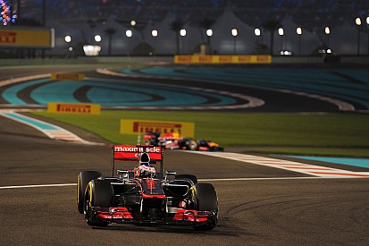 Fuel pressure end Hamilton's chances, Button is 4th in Abu Dhabi