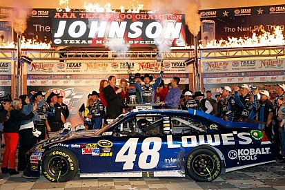 Johnson goes from pole to victory lane in Texas 500
