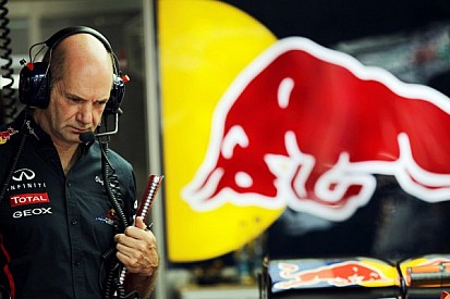 Red Bull's Adrian Newey had a blast at Silverstone - Video