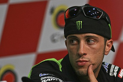 Crutchlow and Dovizioso qualify in top six for Valencia season finale