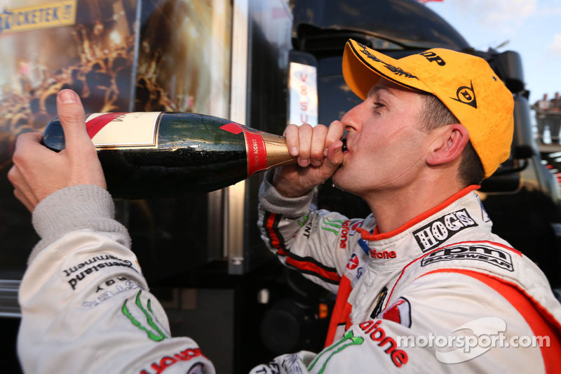 Whincup takes Winton race one victory