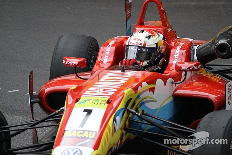 Felix da Costa wins Macau qualification race