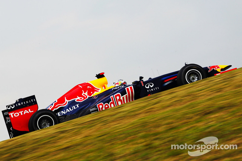 Alonso or Hamilton could replace Ferrari-bound Vettel - Mateschitz
