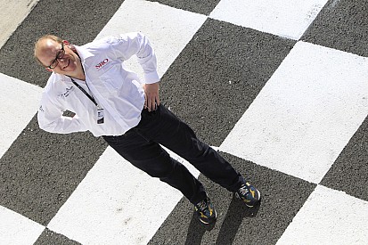 SRO appoints Sam Smith to communications manager for BES and FIA GT