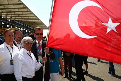Bernie in love with Turkey again