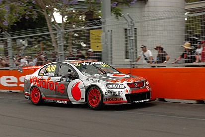 Lowndes gains valuable points at Homebush and moves to second in Championship