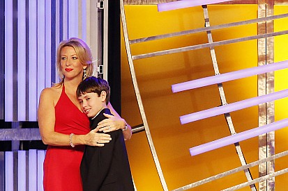 Lorri Shealy Unumb captures 2nd Annual Betty Jane France Humanitarian Award