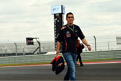 Buemi eyes Force India, Lotus seats for 2013