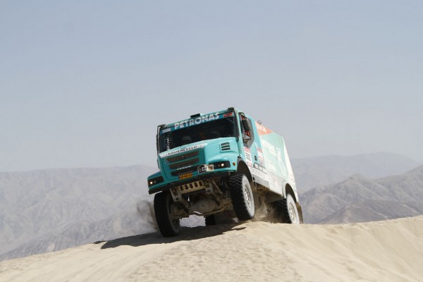 Truck Race - The dawn of a turquoise age?