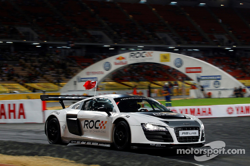 Ho-Pin Tung brings it to the semi-finals in Bangkok for ROC 2012