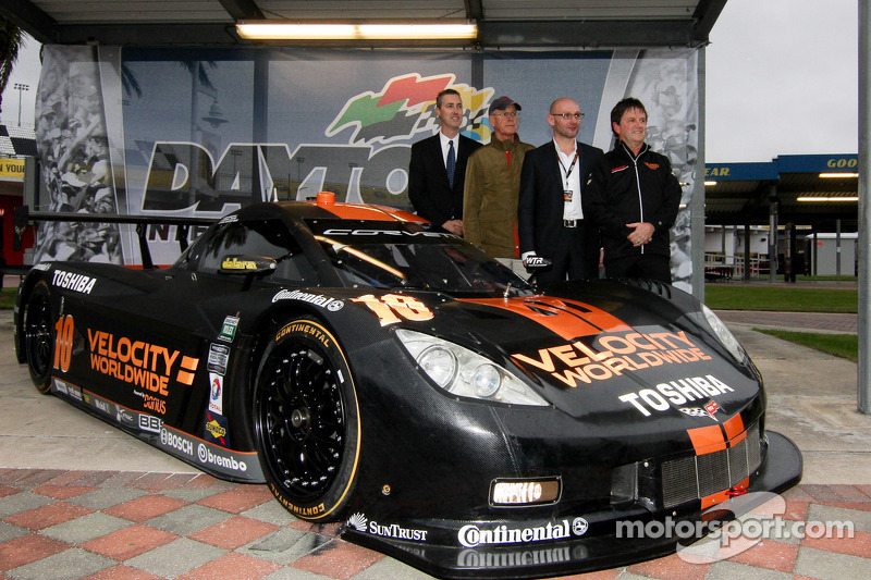 Ryan Hunter-Reay joins WTR lineup for Rolex 24 at Daytona