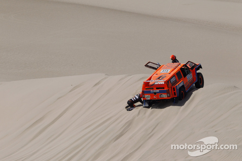 SPEED Energy Racing's Gordon runs into trouble on first stage