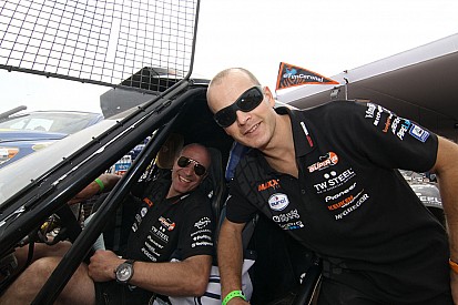 Maxxis Dakar Team completes stage 1 on a positive note