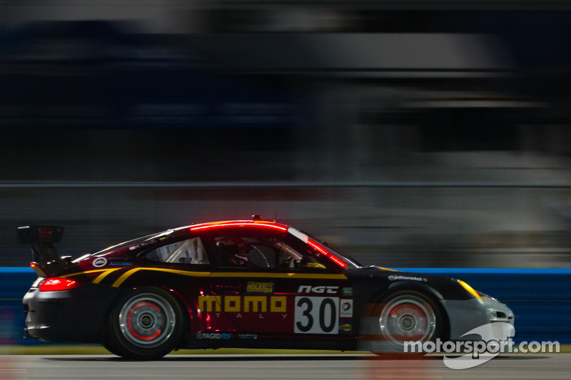 MOMO NGT Motorsport shakes down car at Daytona 24H testing