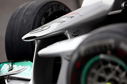 Mercedes, Toro Rosso, to launch at Jerez