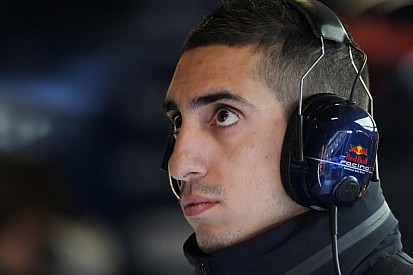 Buemi to continue as Red Bull's test and reserve driver for 2013