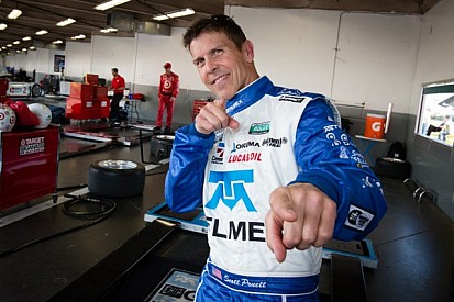 BMWs' blitz Rolex 24 qualifying as Pruett lands Daytona pole