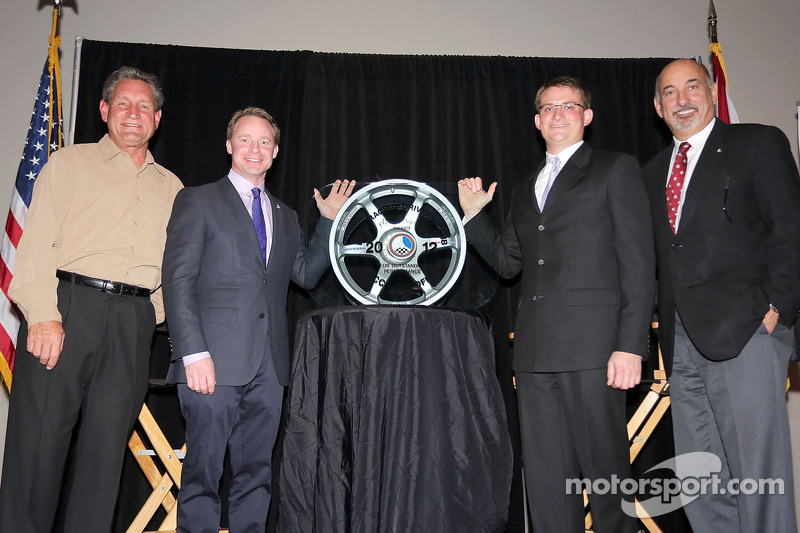 Cliff White presented with annual RRDC Mark Donohue Award in Daytona