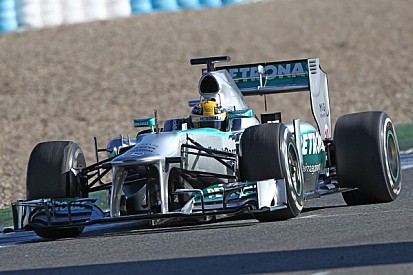 Mercedes can fight top three in 2013 - Lauda