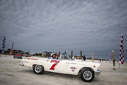 Legends of racing return to the beach at Daytona