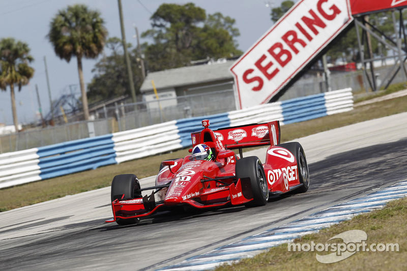 IndyCar teams enjoy their days in sunny Florida