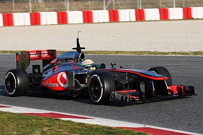 McLaren's Perez sets fastest lap on second test day in Barcelona