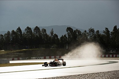 Webber sets fastest lap on opening day of final testing at Barcelona