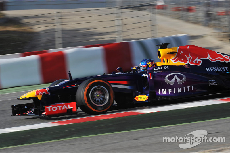 Two second gap makes Red Bull 'worried' - Surer