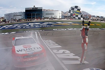 Dominant performance leads to Hornish win at Vegas