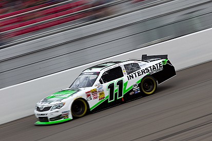 Sadler stays strong with fifth-place finish at Las Vegas