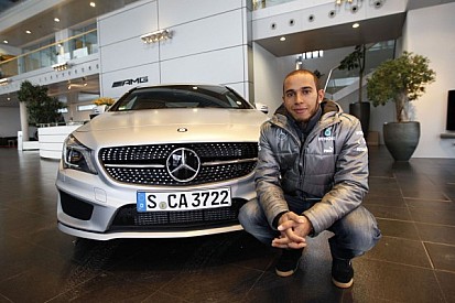 Hamilton helping Mercedes shed old image - Wolff