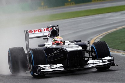 Australian rain postones final sectors of qualifying to Sunday