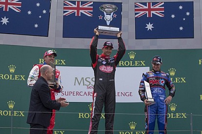 Coulthard earns another victory in the fourth race on the Albert Park Circuit