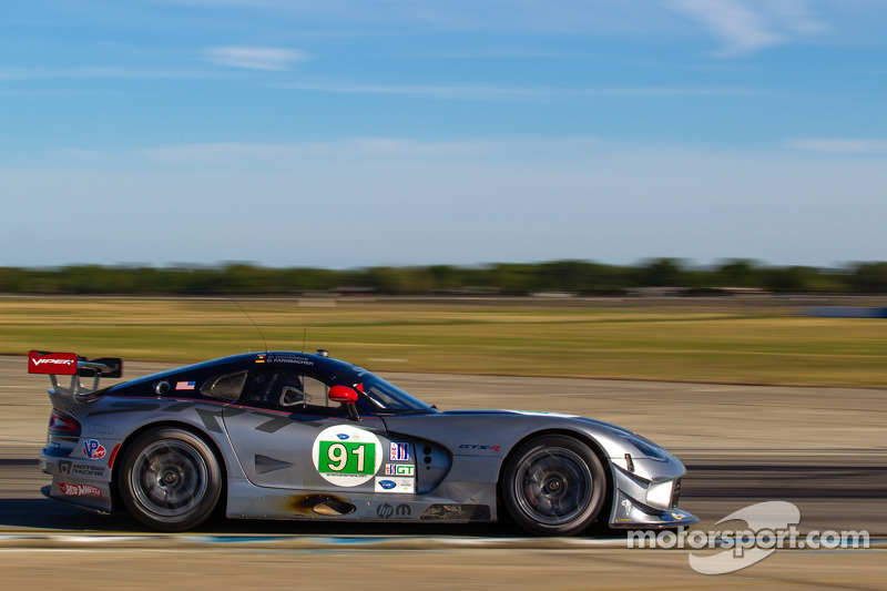 Dalziel shows fighting qualities in Sebring finish