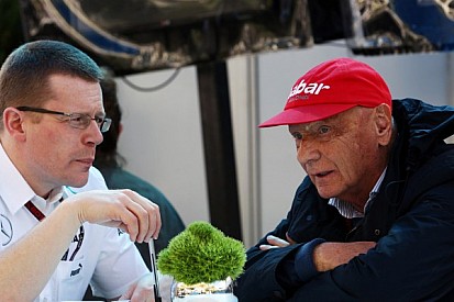 F1 tyre situation 'fundamentally wrong' - Lauda