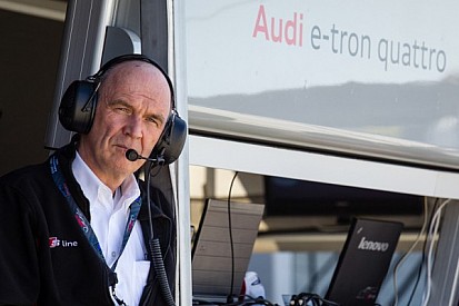Interview with Dr. Ullrich: “It won’t be the first time that Audi does battle against Porsche.”