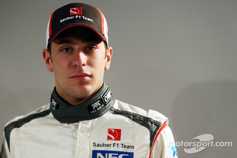 Tester Frijns to focus on Sauber test role