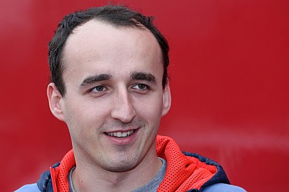Kubica 'definitely' in running for 2014 - Boullier