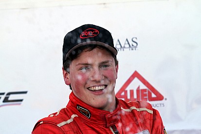 Hargrove sweeps at St. Pete