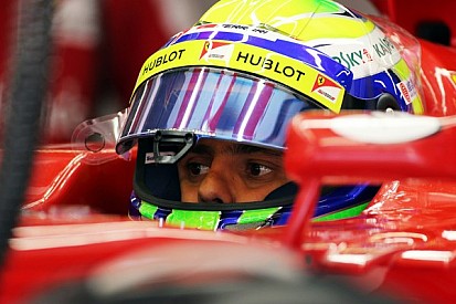 Massa sets the fastest lap in Chinese GP Friday practice