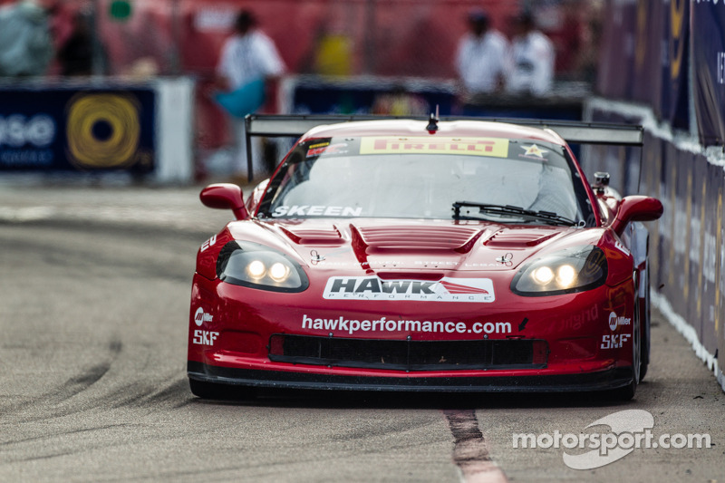 Skeen, Aschenbach top practice one at Long Beach